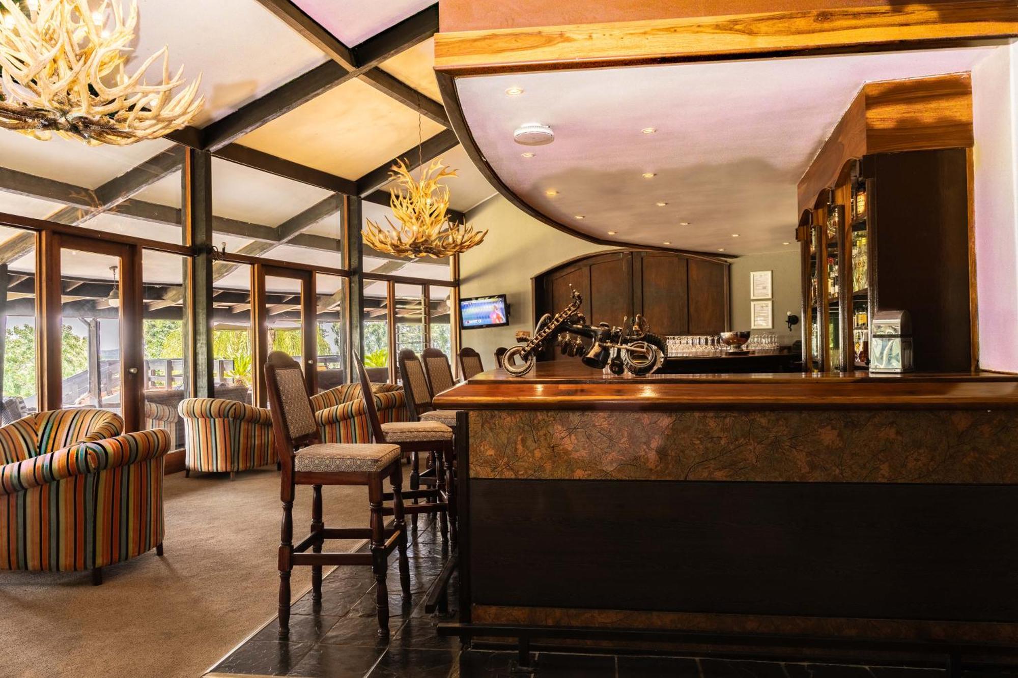 Premier Hotel The Winkler Уайт Ривър Екстериор снимка