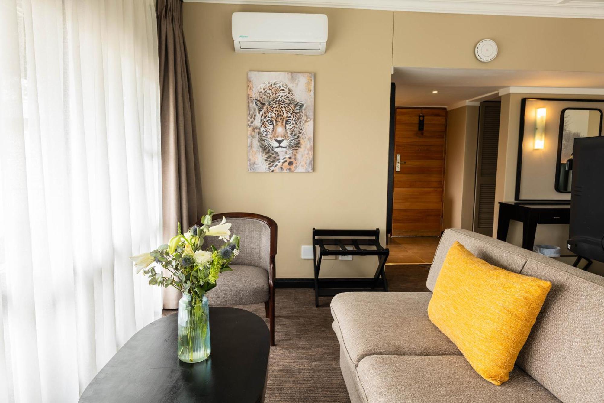 Premier Hotel The Winkler Уайт Ривър Екстериор снимка