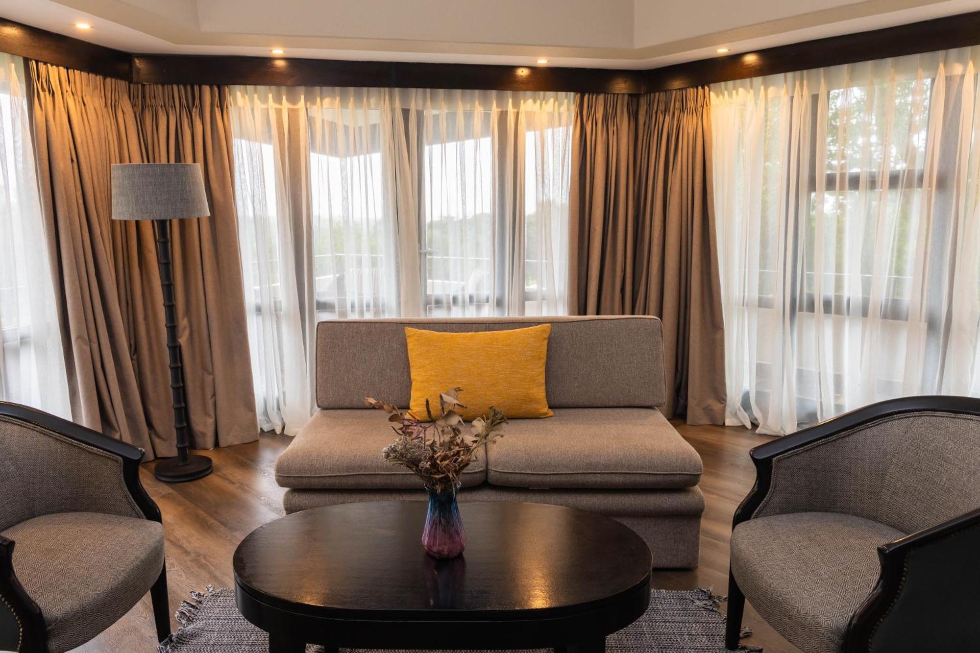 Premier Hotel The Winkler Уайт Ривър Екстериор снимка
