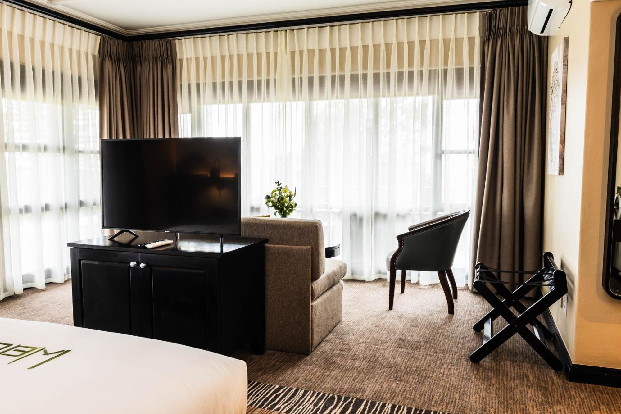 Premier Hotel The Winkler Уайт Ривър Екстериор снимка